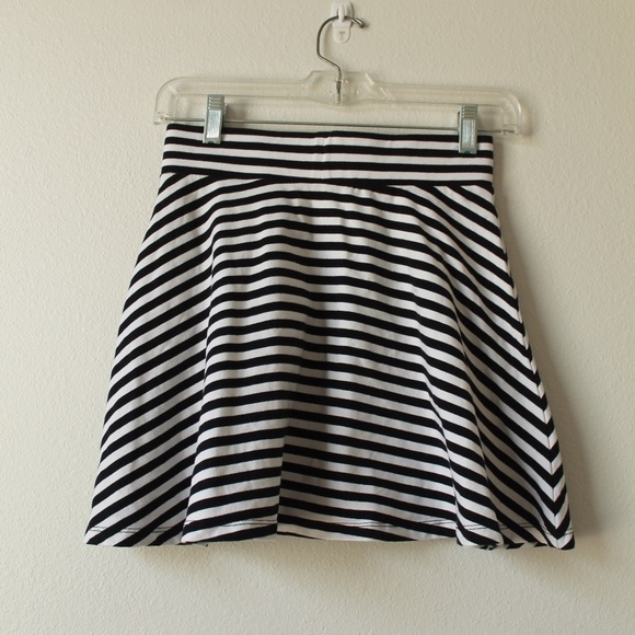 Striped Skater Skirt - Picture 1 of 4